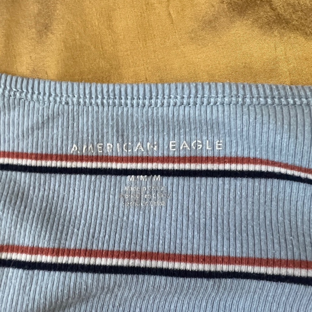 American Eagle Blue Red and White Cropped Ribbed T-shirt - Picture 2 of 3